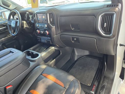Used 2021 GMC Sierra 1500 AT4 w/ AT4 Value Package AWD/4WD image 24