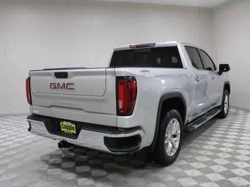 Used 2021 GMC Sierra 1500 SLT image 11