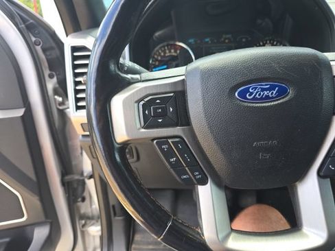 Used 2018 Ford F150 Platinum w/ Equipment Group 701A Luxury AWD/4WD image 20