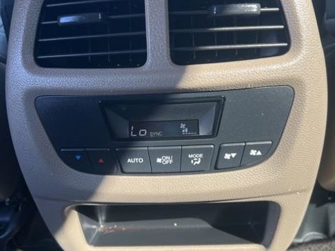 Used 2016 Honda Pilot EX-L image 25