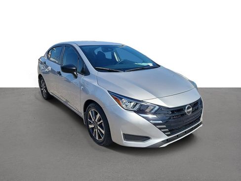 Certified 2024 Nissan Versa S w/ S Plus Package FWD image 2