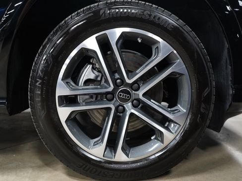 Used 2025 Audi Q5 Premium Plus AWD/4WD image 32
