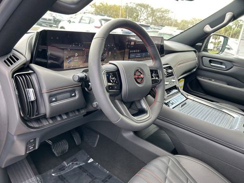 New 2025 Nissan Armada PRO-4X w/ Pro-4X Premium Package image 17