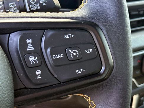 Used 2024 Jeep Wrangler Unlimited Sport image 19