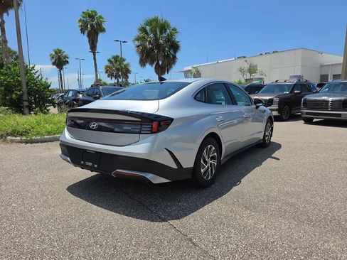 New 2026 Hyundai Sonata Blue FWD image 7