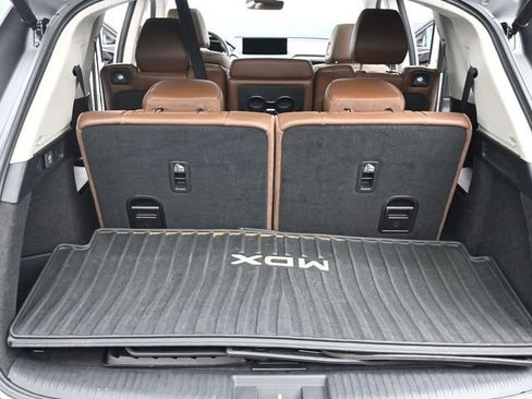 Used 2024 Acura MDX SH-AWD w/ Technology Package image 21
