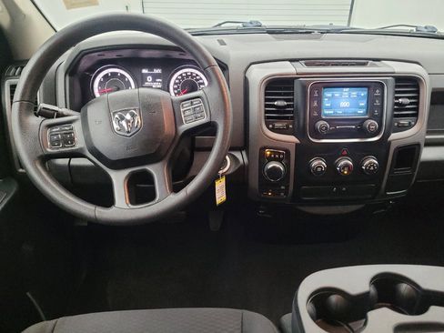 Used 2019 RAM 1500 Express w/ Express Value Package AWD/4WD image 22