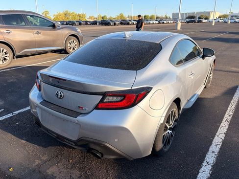 Used 2023 Toyota GR86 w/ ALL Weather Mat Package (TMS) RWD image 5