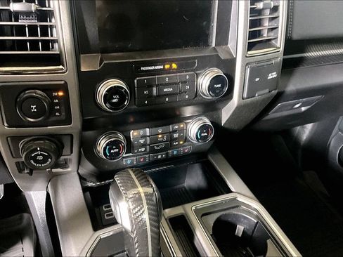 Used 2019 Ford F150 Raptor w/ Equipment Group 802A Luxury AWD/4WD image 23