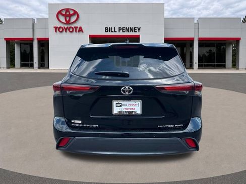 New 2026 Toyota Highlander Limited AWD/4WD image 4