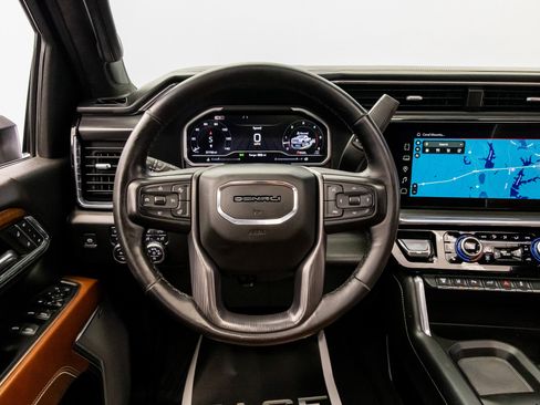 Used 2024 GMC Sierra 2500 Denali Ultimate image 45