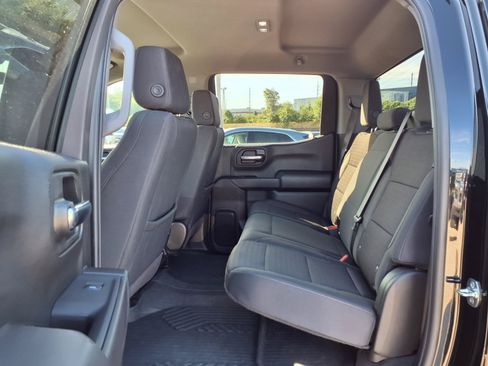 Used 2025 Chevrolet Silverado 1500 Custom Trail Boss AWD/4WD image 32