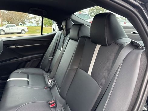 Used 2025 Toyota Camry SE image 41