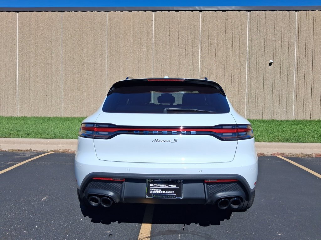 Certified 2024 Porsche Macan S AWD/4WD image 29