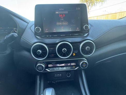 Used 2020 Nissan Sentra SV w/ Electronics Package image 18