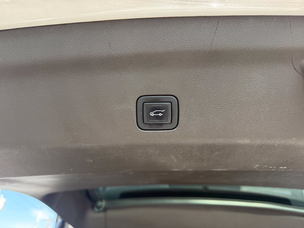 Used 2022 GMC Yukon SLT w/ SLT Luxury Package AWD/4WD image 20