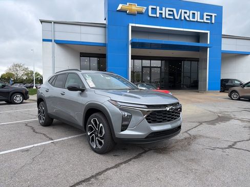 New 2026 Chevrolet Trax RS FWD image 1
