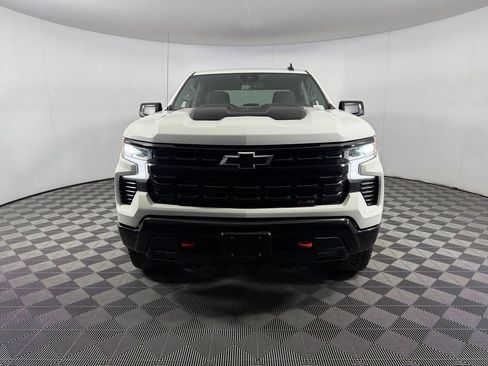 Used 2025 Chevrolet Silverado 1500 LT Trail Boss w/ Protection Package AWD/4WD image 8