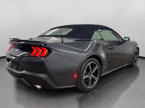 Used 2024 Ford Mustang Premium image 10