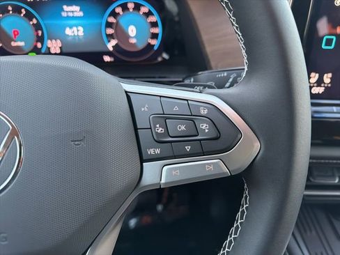 New 2026 Volkswagen Atlas SE image 15