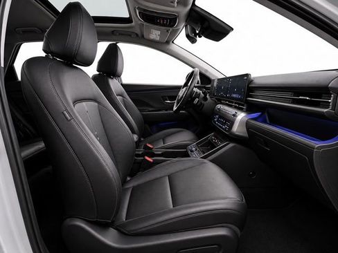 Used 2024 Hyundai Kona Limited AWD/4WD image 27
