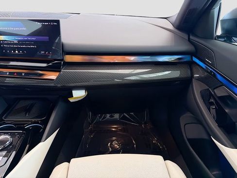 New 2026 BMW 540i xDrive w/ Executive Package image 18