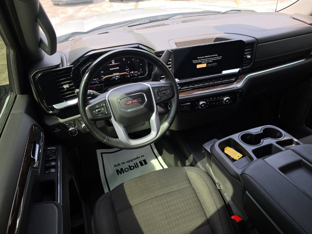 Certified 2024 GMC Sierra 1500 Elevation AWD/4WD image 9