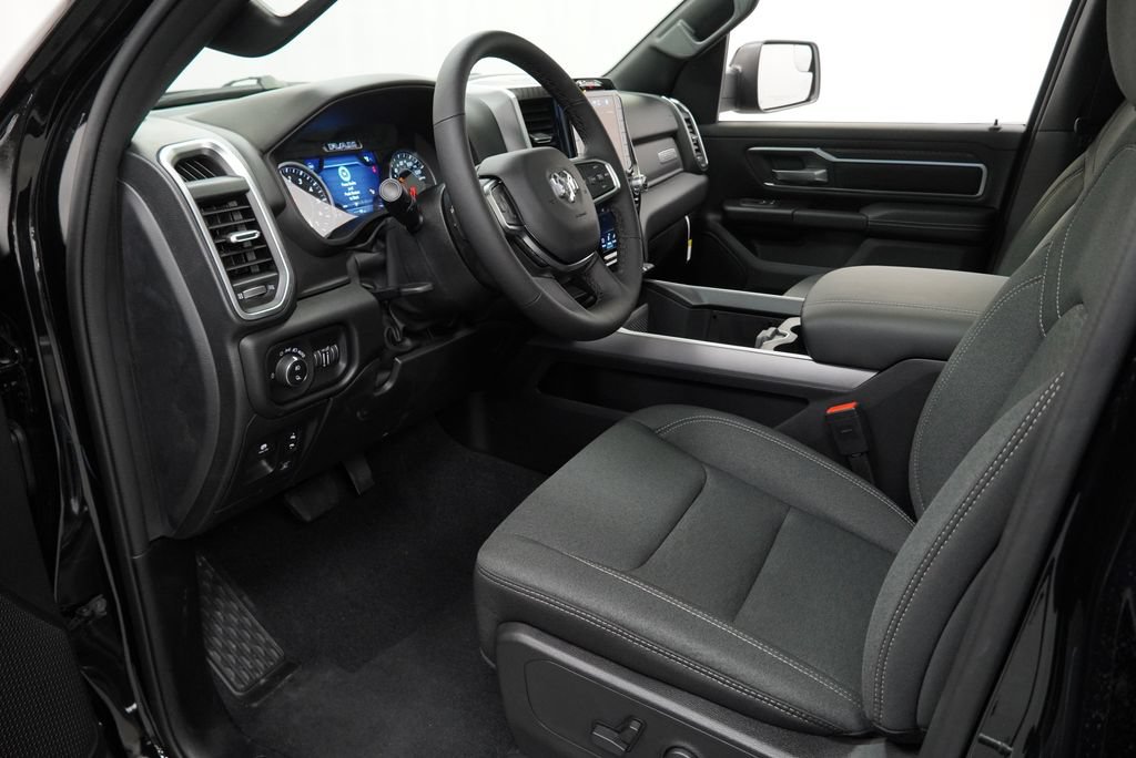 New 2026 RAM 1500 Big Horn AWD/4WD image 13