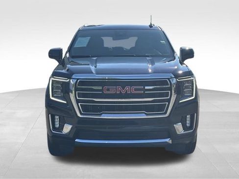 Used 2023 GMC Yukon SLT w/ SLT Luxury Package AWD/4WD image 11