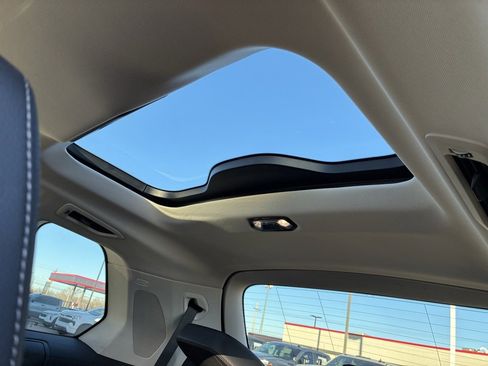 Used 2020 BMW X7 xDrive40i w/ Premium Package image 16