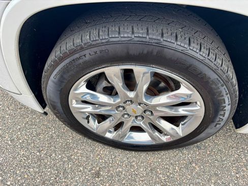 Used 2019 Chevrolet Traverse High Country image 39