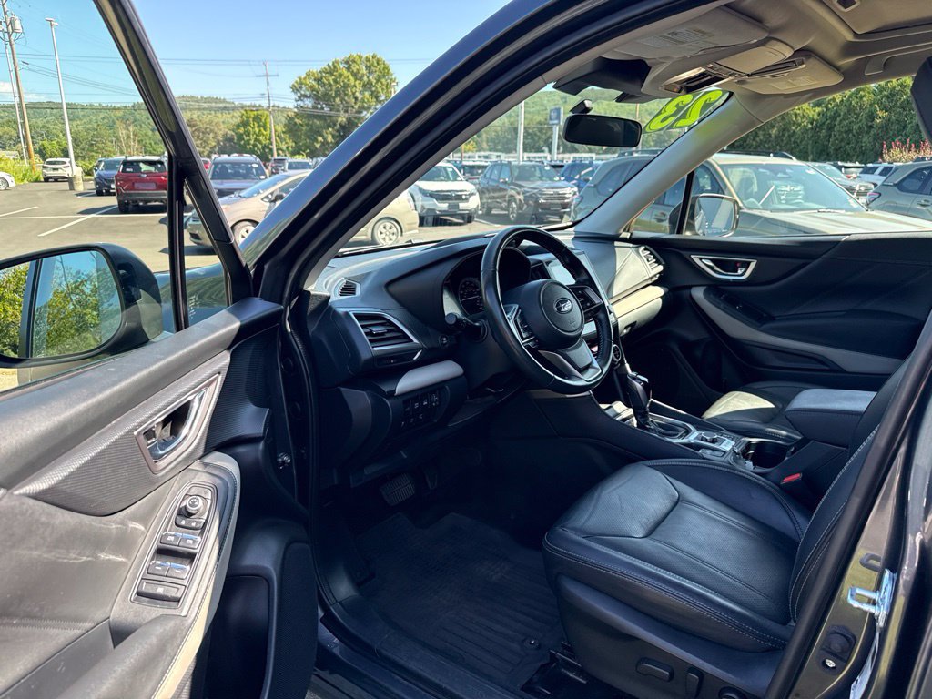Certified 2023 Subaru Forester Limited AWD/4WD image 22