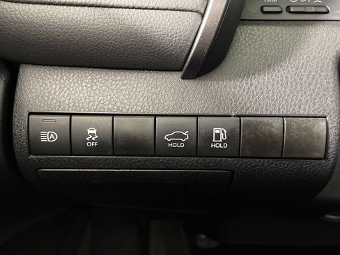 Used 2024 Toyota Camry SE FWD image 28