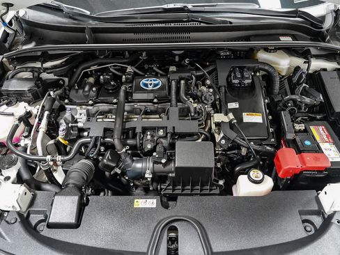 Certified 2021 Toyota Corolla LE FWD image 27