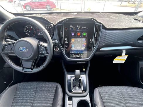 Used 2025 Subaru Forester Premium AWD/4WD image 18