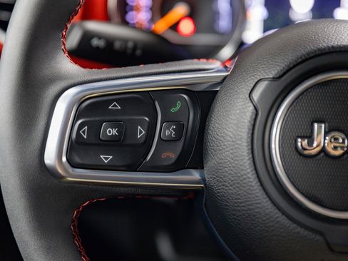 Used 2023 Jeep Gladiator Rubicon w/ Cold Weather Group image 80