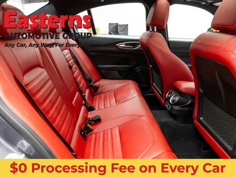 Used 2024 Alfa Romeo Giulia Veloce AWD/4WD image 22