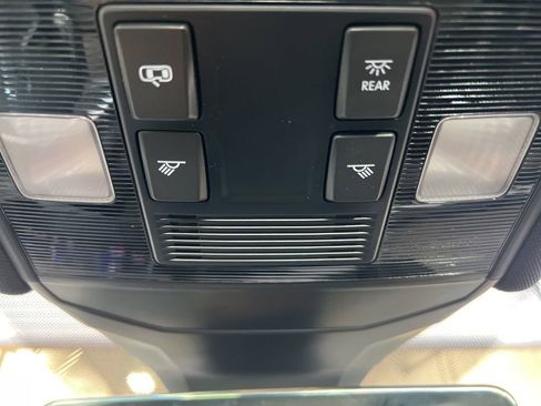 New 2025 Volkswagen Jetta Sport image 36