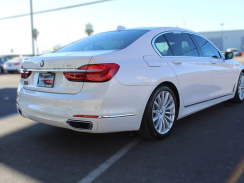 Used 2019 BMW 740i w/ Cold Weather Package RWD image 3