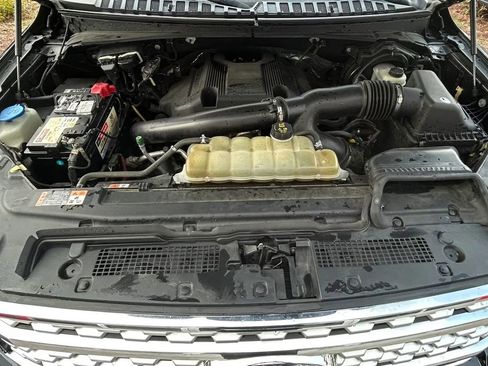 Used 2018 Ford Expedition Platinum image 21