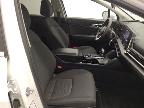 Used 2023 Kia Sportage LX AWD/4WD image 21