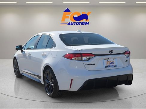 New 2026 Toyota Corolla SE image 3