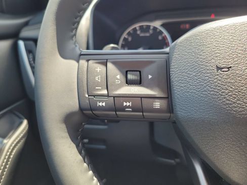 Used 2026 Nissan Rogue SV FWD image 20