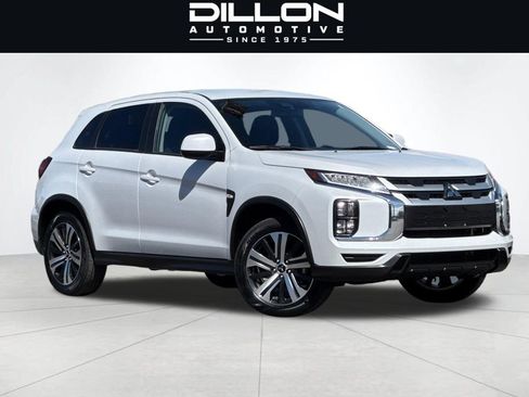 Used 2025 Mitsubishi Outlander Sport ES AWD/4WD image 1
