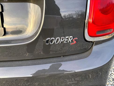 Used 2016 MINI Cooper S image 8