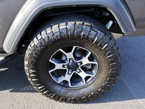 Used 2019 Jeep Wrangler Sport AWD/4WD image 21