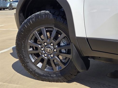 Used 2025 Toyota Land Cruiser 1958 image 31