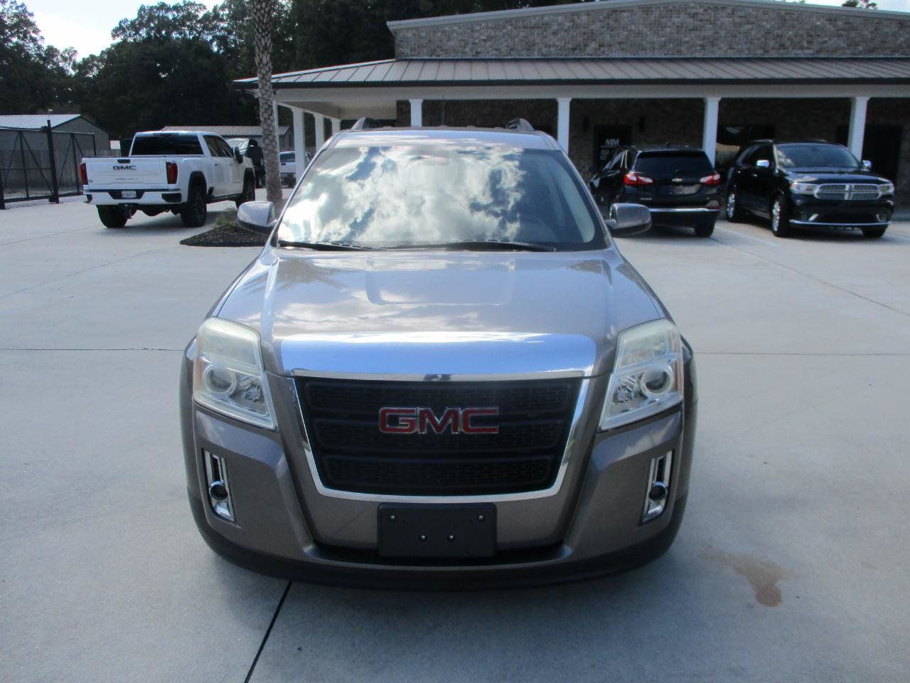 Used 2011 GMC Terrain SLE FWD image 21