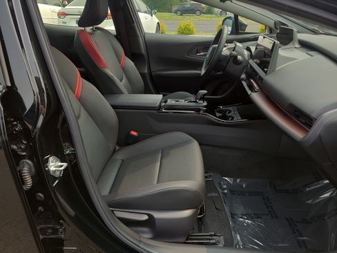 Certified 2024 Toyota Prius Prime Premium w/ Advanced Technology Package FWD image 17