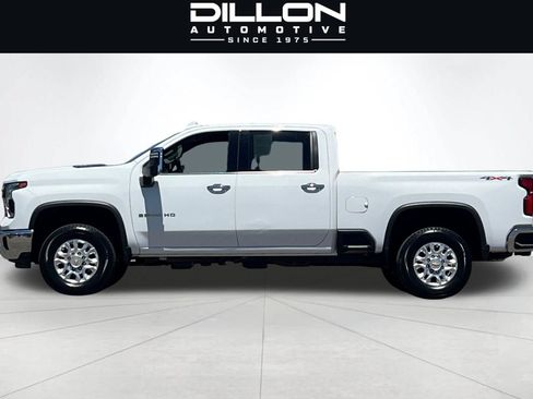 Used 2024 Chevrolet Silverado 2500 LTZ AWD/4WD image 7